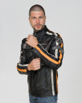 Biker in Pelle Tamponata da Uomo Nero – Axel | Leather Trend
