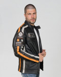 Biker in Pelle Tamponata da Uomo Nero – Axel | Leather Trend
